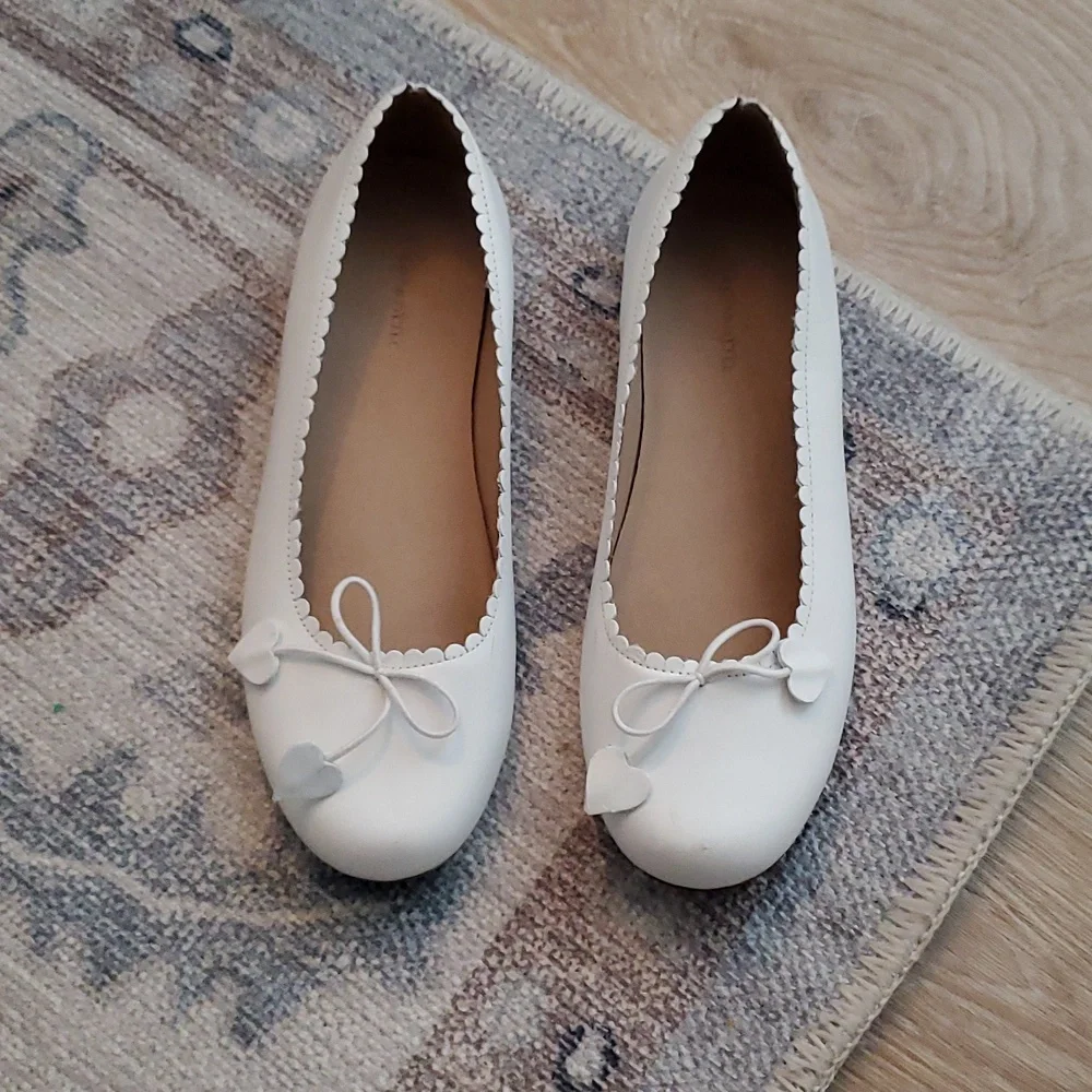 Elephantito Girls Scalloped Ballerina Flats Slip-on Shoes White Sz3